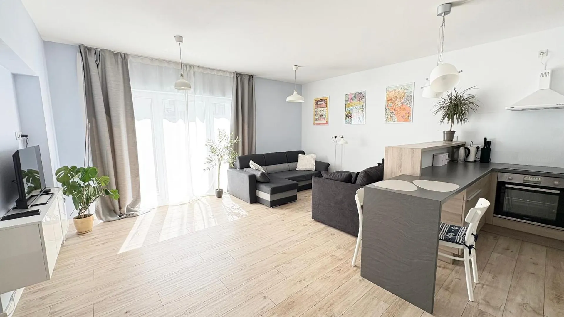 Apartment Kurkowa 14 By The River - 900 Steps To Market Wroclaw